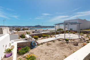 Adamas house Adamas house