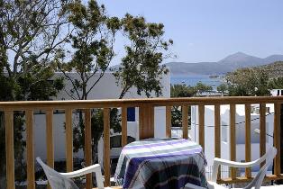 Delfini Hotel, Adamas Delfini Hotel