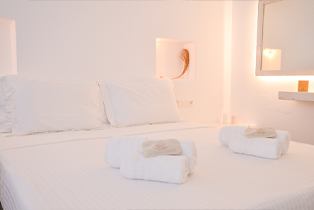 Matilda Milos - Cycladic Living Matilda Milos - Cycladic Living